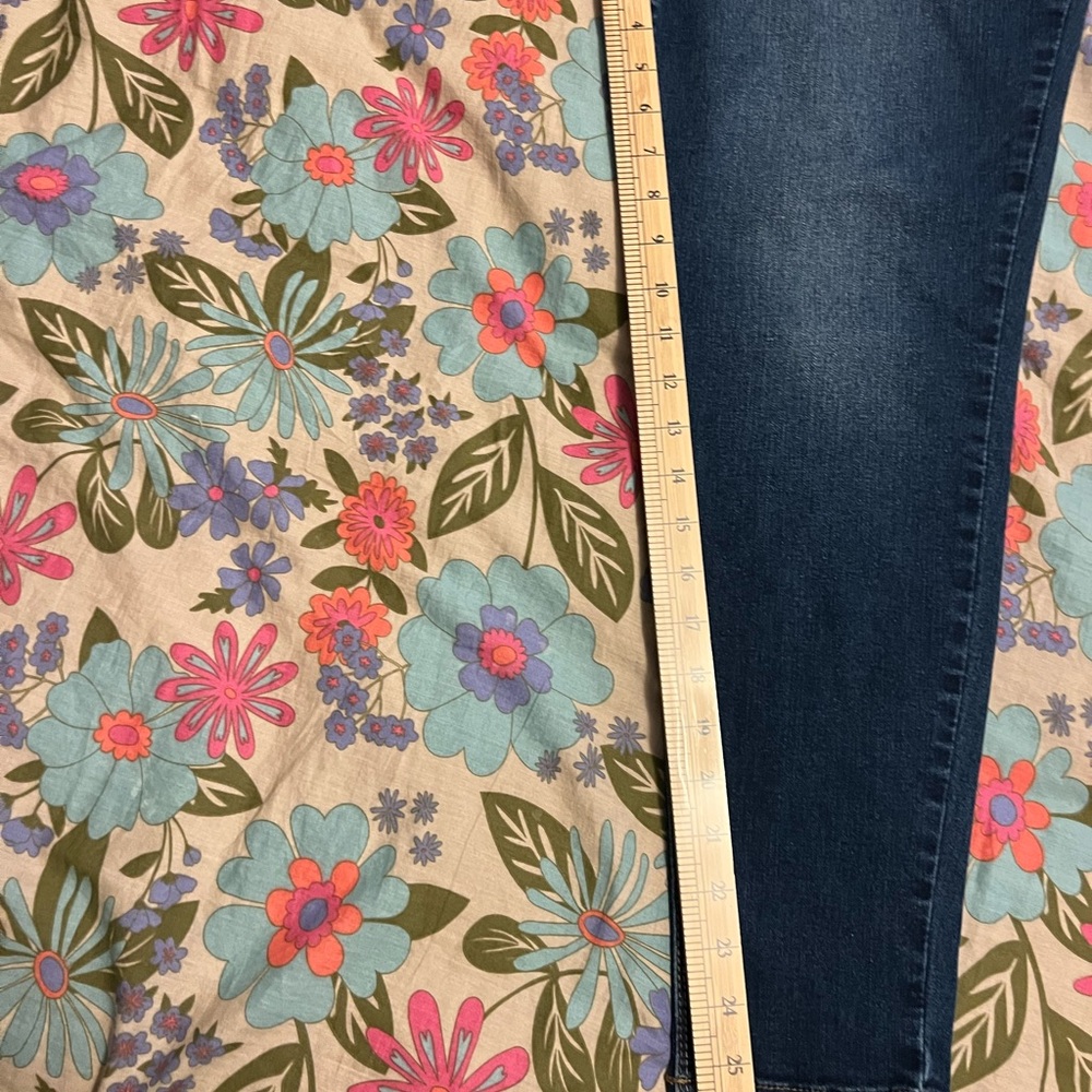 1822 Denim Dark Blue Slim Jeans soft stretch denim distressed style plus 16W - Picture 7 of 7
